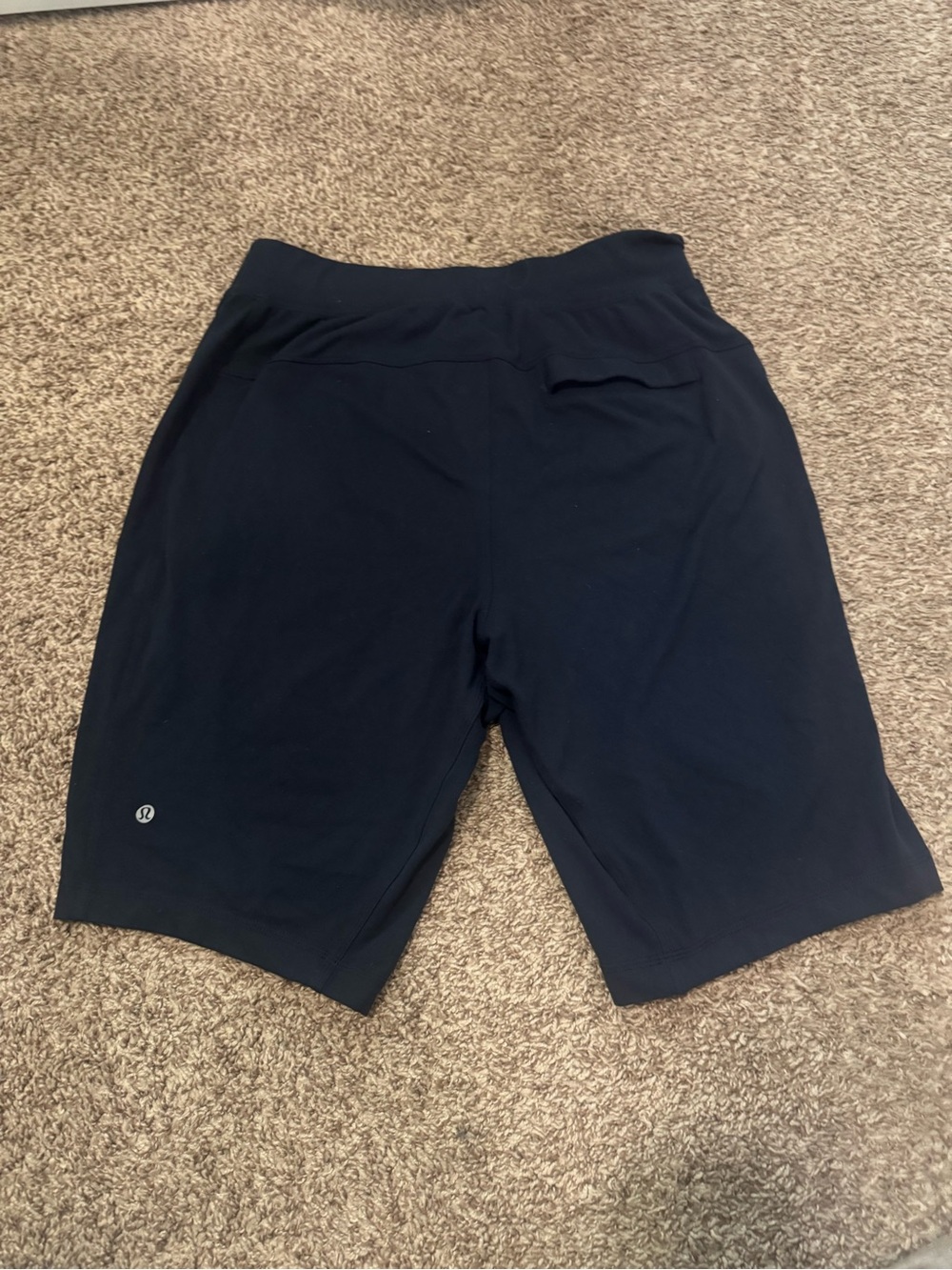 Lululemon Athletic Men’s Navy Soft Light Jogger Material Shorts